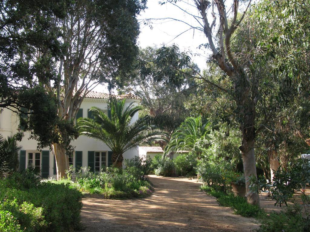 فندق Le Manoir De بورت كروس المظهر الخارجي الصورة