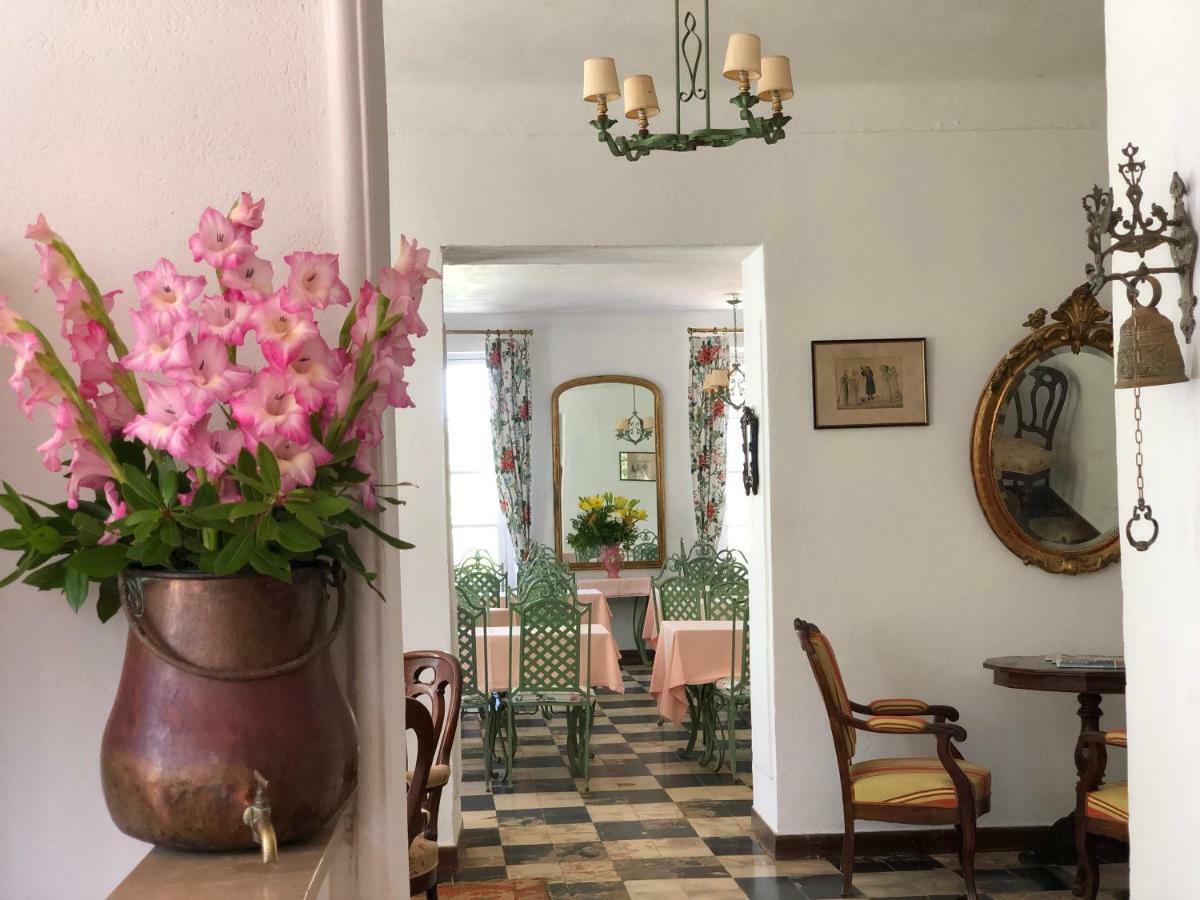 فندق Le Manoir De بورت كروس المظهر الخارجي الصورة